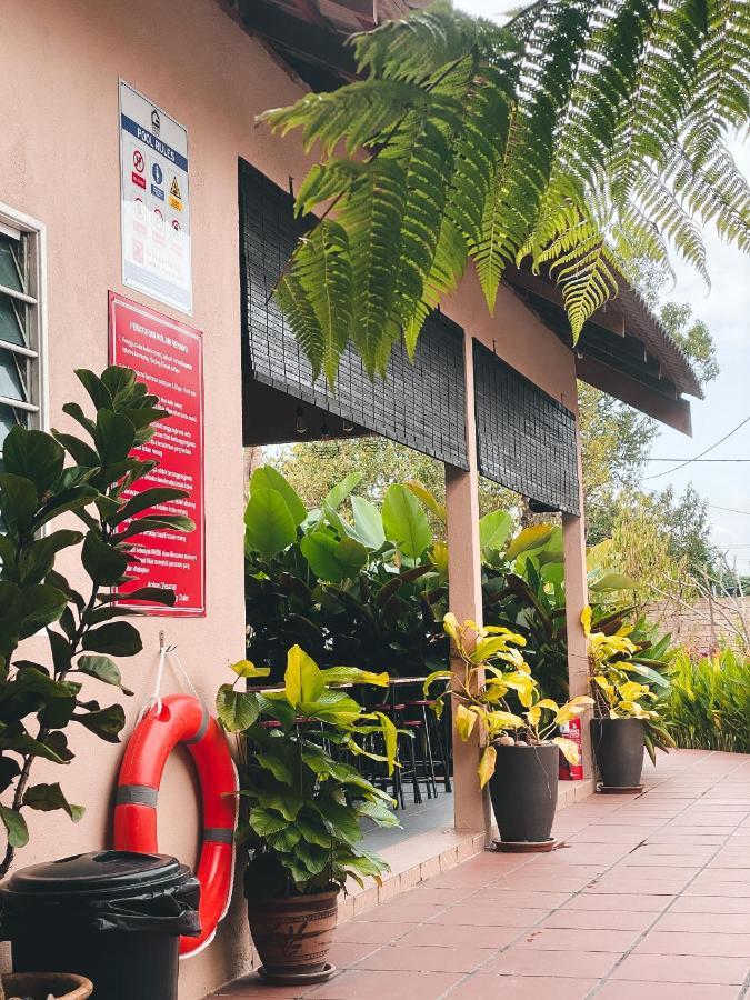 Gading Chalet Kuala Terengganu Exterior photo